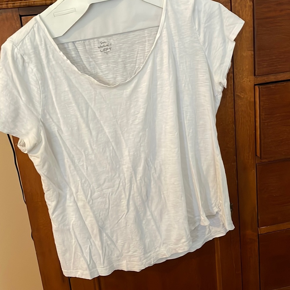 Basic white top